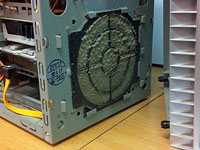 Zugesetzter Staubfilter